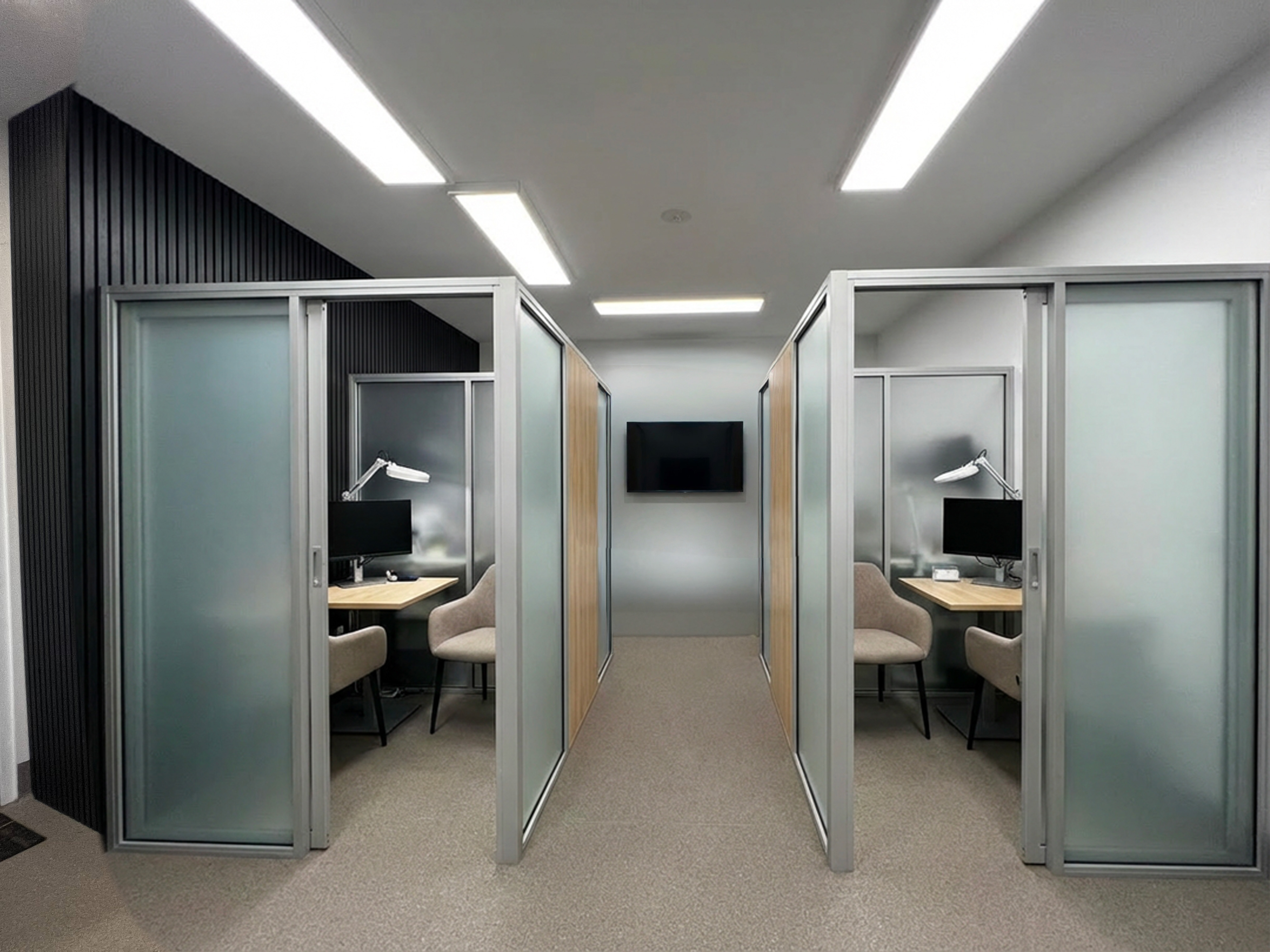 Private Consult Spaces